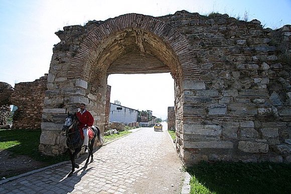 Yenişehir Gate