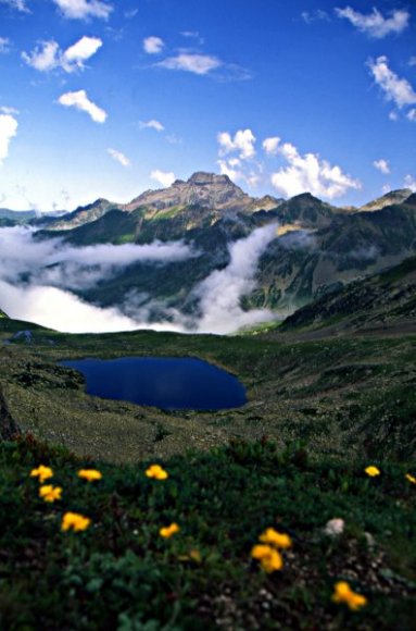 Kaçkarlar - Crater lake, mountain, flowers