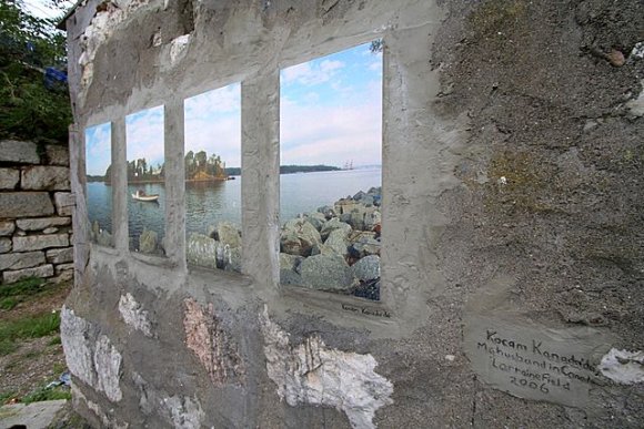 An artwork from a Gölyazı street