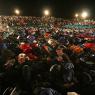 Gallipoli, Anzac Cove - Anzac Day 2007, People waiting in their sleeping bags at night