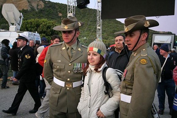Gallipoli, Anzac Cove - Anzac Day 2007, People taking souvenir photo