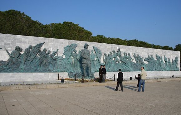 The wall at the memorial showing the service and sacrifice of the Turkish soldiers.