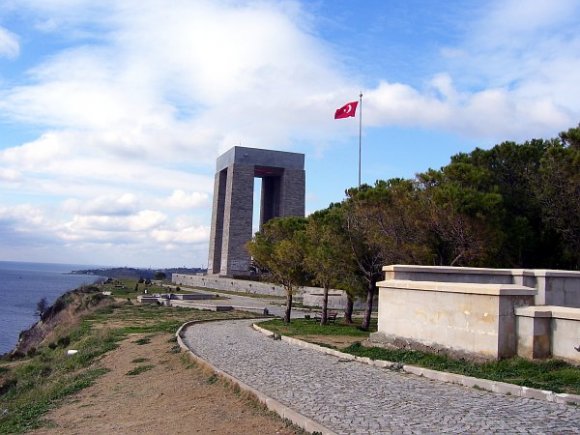 Çanakkale Martyrs Memorial