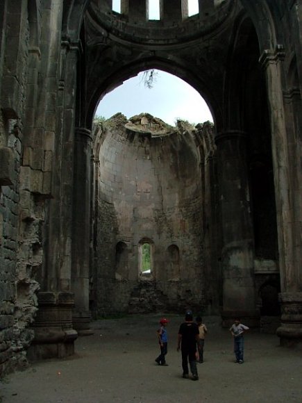 Inside the Öşkvank Church