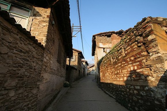 A street in Birgi