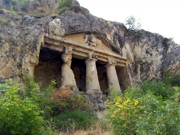 Salar Village Rock Tomb