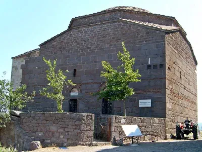 Hüdavendigar Mosque. First Turkish Mosque in Behramkale.