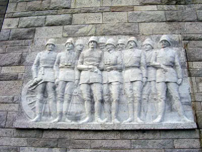Pictures on the Çanakkale Martyrs Memorial