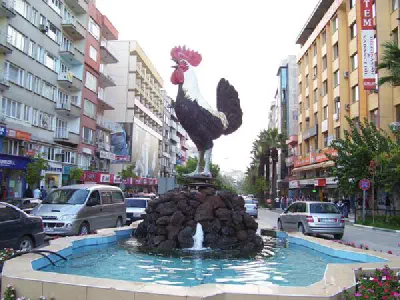 Denizli rooster sculpture that symbolize the city.