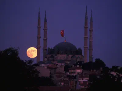 Fullmoon on Selimiye Mosque