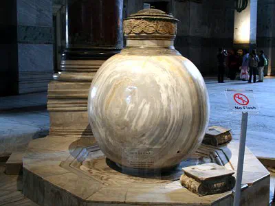Huge marble vat in Hagia Sophia