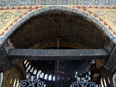 Ceiling detail of Loge of Empress