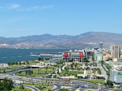 General view of Konak, İzmir.