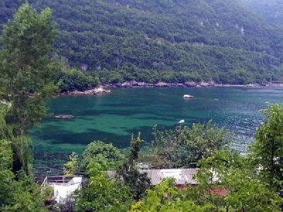 Gideros Bay