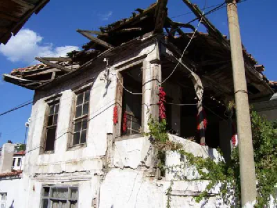 An old house in Saburhane Street.