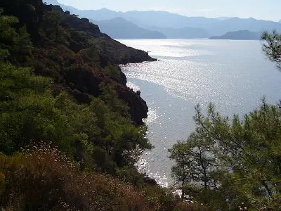 When you walk through İnbükü Kamp you see a walking path. It leads you to wonderful scenes. When you walk through İnbükü Camping you see a walking path. It leads you to wonderful scenes.