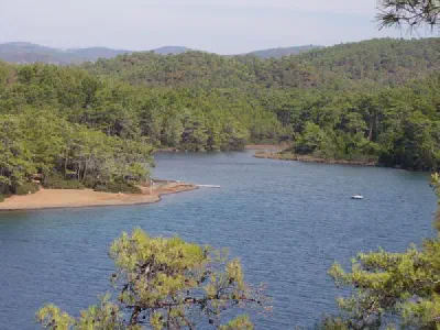 A scene from Bördübet Bay. You can sea Amazon Camping's beach on the left.