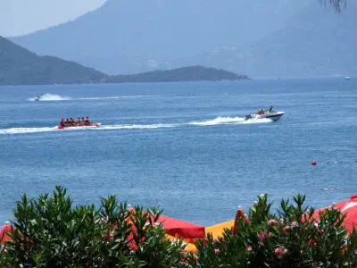 Fun on sea