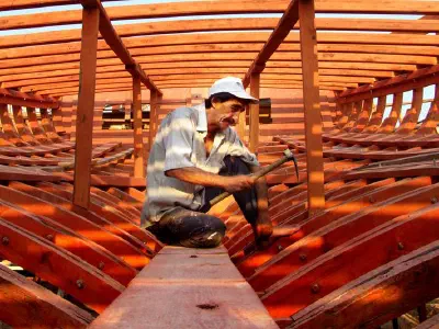 Boat Maker