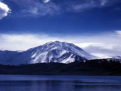 Van Lake